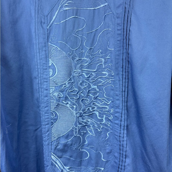 Robert Graham Size Large Blue Embroidered Button Shirt Flip Cuff - Picture 3 of 12